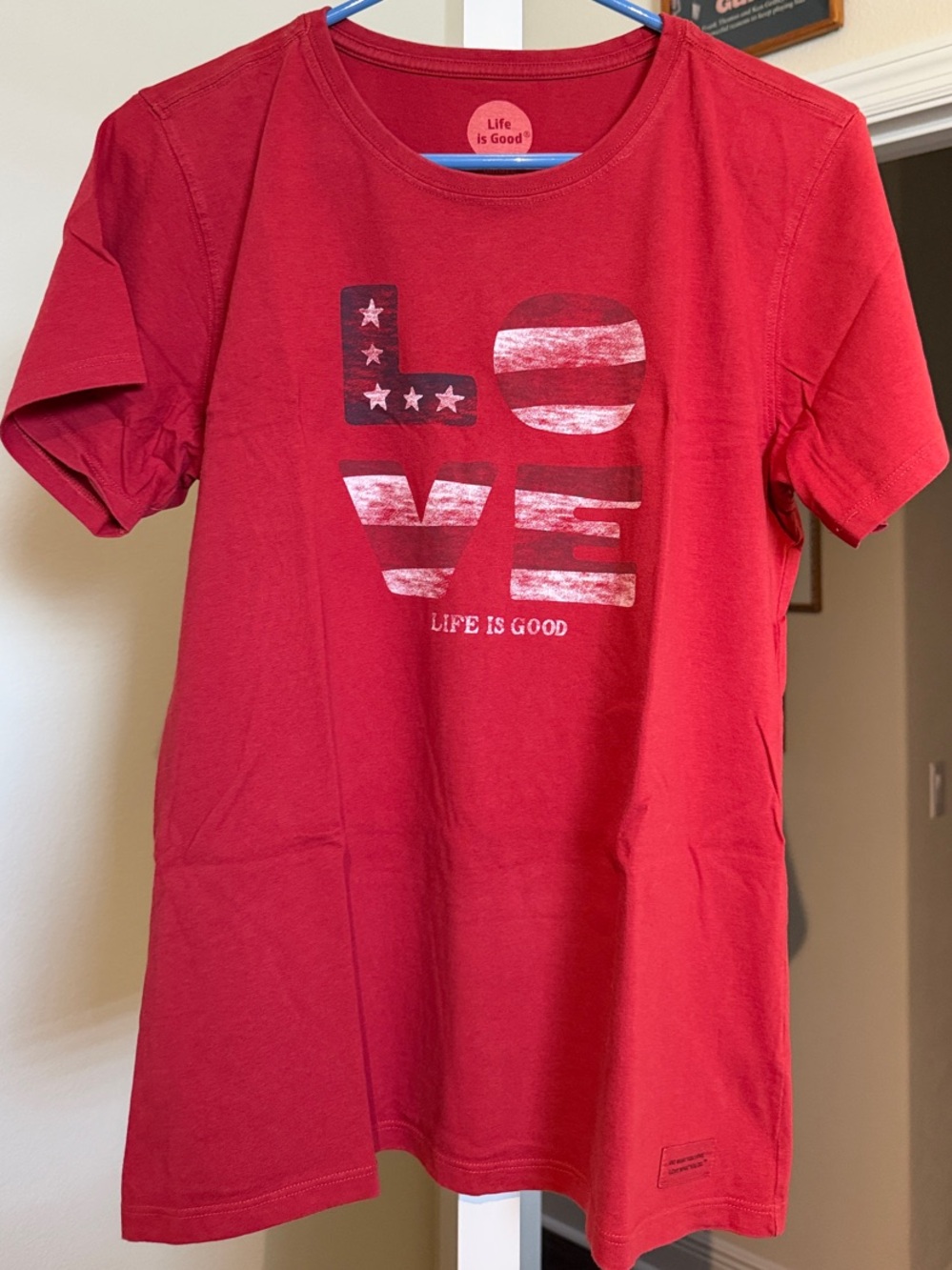 Life Is Good women’s Red Short-Sleeve LOVE American flag Graphic Tee